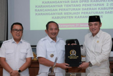 Bupati dan DPRD Karanganyar Sepakati Dua Rancangan Peraturan Daerah Menjadi Peraturan Daerah
