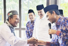 Ponpes Asbabul Rahma Ikuti Kajian Virtual Bersama Abdul Somad