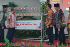 Bank Karanganyar Perkuat Kepercayaan Nasabah, Siapkan Transformasi Menuju Perbankan Syariah
