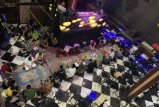 Santuni Anak Yatim, Trenz Club Karaoke & Lounge Rayakan Anniversary ke 6 Tahun dengan Do'a Bersama