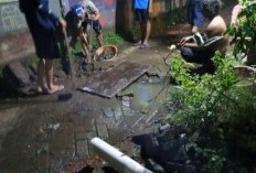 PT. Alloy Star Nusantara (ASN) Bekerja Sama dengan Warga Memperbaiki Jalan yang Tergenang Air