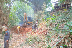 Jalan Poros Desa Sinarsari Dibangun: Akses Lancar dan Perekonomian Warga Menggeliat Berkat Samisade Rp 1Miliar