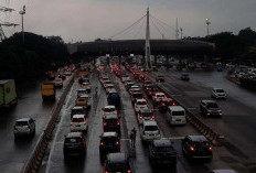 Lebih dari 1,3 Juta Kendaraan Lintas Tol Tangerang -Merak, Volume Ini Naik 7 Persen Pada H-2 Lebaran 