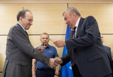 Kepala Perusahaan Antariksa Rusia Roscosmos Yury Borisov Menyetujui Jadwal Pembangunan Stasiun Orbital Rusia