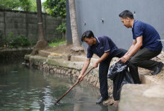 Wyndham Casablanca Jakarta Memperjuangkan Restorasi Lingkungan, Membersihkan Dasar Sungai yang Pernah Tercemar