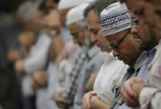 Simak Tata Cara Shalat Idulfitri yang Benar  Mulai dari Niat hingga Takbir Tambahan   