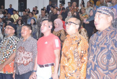 Pagelaran Ketoprak Berjudul  “Babad Karanganyar” Gedung Berkapasitas 600 Penonton Penuh hingga Membludak