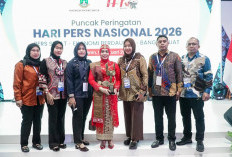 Bupati Labuhanbatu Terima Anugerah Kebudayaan PWI Pusat 2026 di Puncak HPN Banten