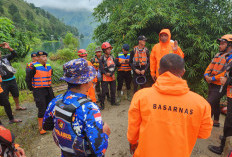 Polairud Polda Sumut Turunkan Tim Penyelam Pencarian Korban Longsor Humbahas