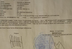 Parlindungan Sitompul Mencekik Leher Pemuda Baihaki di Teras mesjid