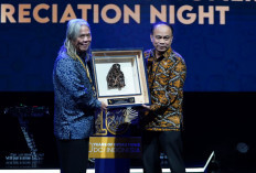 Dalam Rangka 10 Years of Operations, PT DCI Indonesia Tbk Merayakan Malam Apresiasi Pelanggan dan Mitra