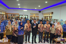 KPU Karanganyar Gelar Sosialisasi Pemilih Pemula dan Apresiasi MILKOI 2025, Momentum Wujudkan Demokrasi Cerdas