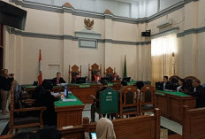 Kasus Korupsi Ma’had UIN Sumut, Mantan Kepala Pusbangnis dan Stafnya Dituntut 6,5 Tahun