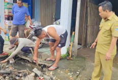 Kepala Desa Kemiri Suhud Antisipasi Banjir dan Cegah Penyakit Lewat Kerja Bakti Warga