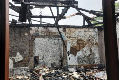 Diduga Karena Korsleting Listrik, Sebuah Mushola di Cijujung Sukaraja Bogor Habis Dilalap Si Jago Merah