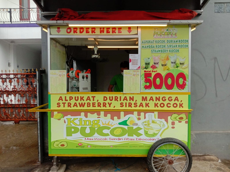 King Pucok, Bisnis Minuman Segar yang Menjajikan di Kota Bogor