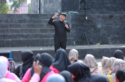 Pesan Bupati Juliyatmono Pembinaan kader Posyandu UPT Puskesmas Karanganyar, Utamakan Germas untuk Pola Hidup 