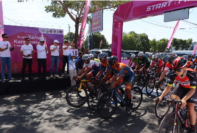 Sebanyak 213 Atlit Balap Sepeda Mengikuti Road to Tour of Kemala Seri 2 Karanganyar Criterium 2023