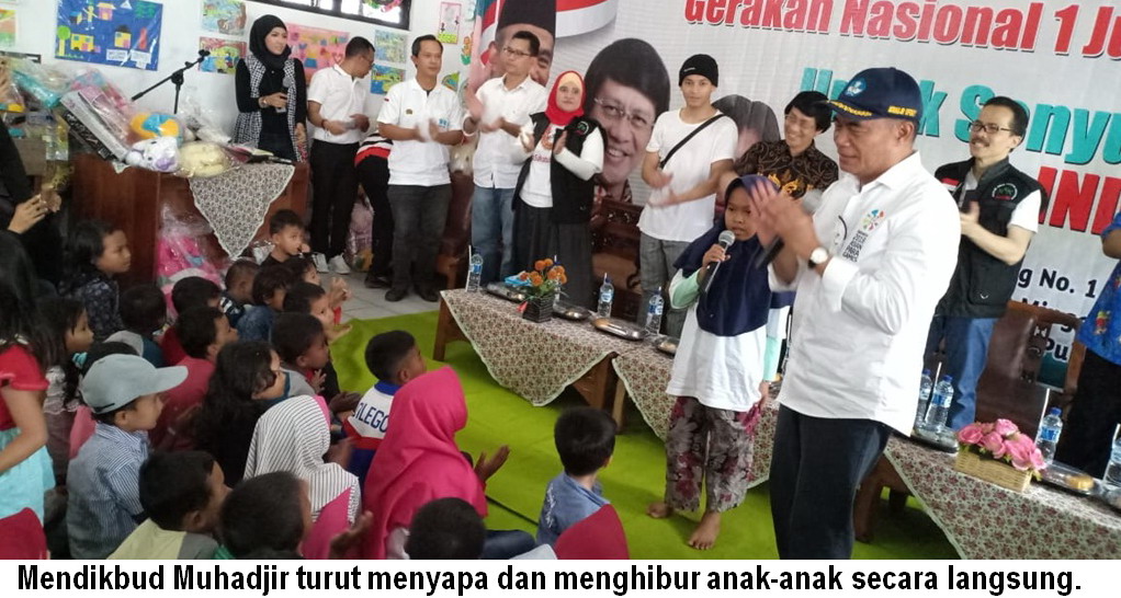 Gerakan Nasional 1 Juta Boneka untuk Senyum Anak Indonesia Dimulai