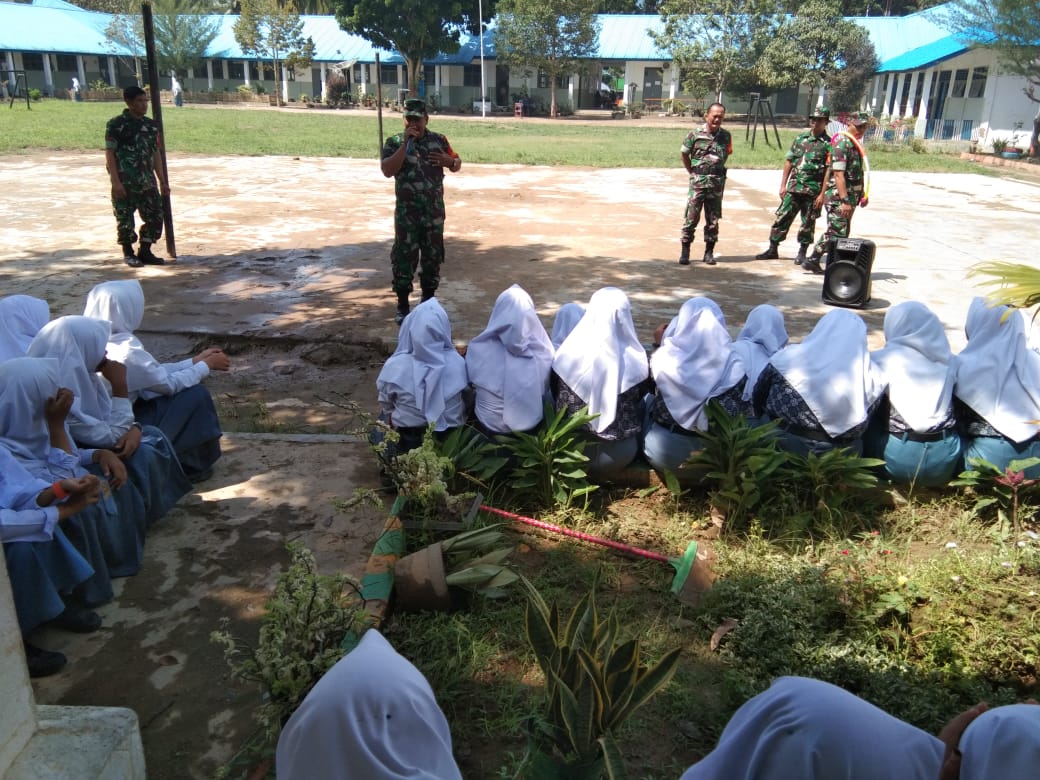 Bentuk Masyarakat Berwawasan Kebangsaan, Kodim 0212/Tapsel Laksanakan Pembinaan di SMA 3 Panyabungan