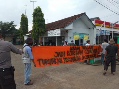 Warga Banjarsari Ciamis Menolak Bus Budiman Menurunkan Penumpang di Wilayahnya