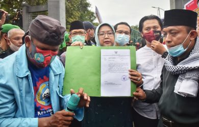 Bupati Bogor Ikut Tolak UU Cipta Kerja Bersama Para Buruh di Pemkab Bogor