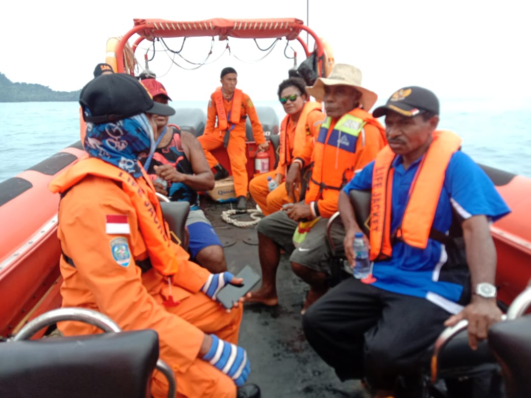 Seorang Nelayan Dinyatakan Hilang di Perairan Revenirara sejak 16 November lalu