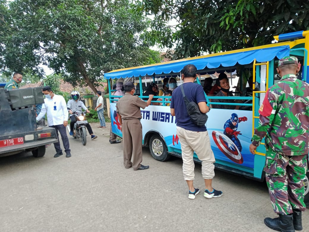 Di Miladnya yang ke 38 tahun Camat Jayanti lebih memilih Sosialisasikan PPKM Daripada Rayakan Ultahnya