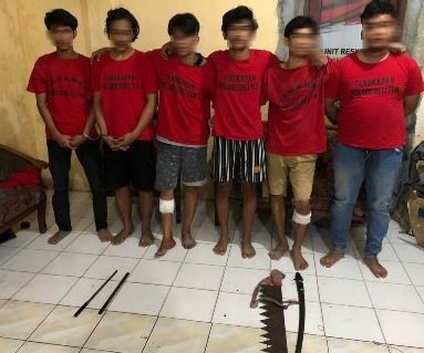 Perampok Sadis Ditembak Polisi Sampai Terkapar