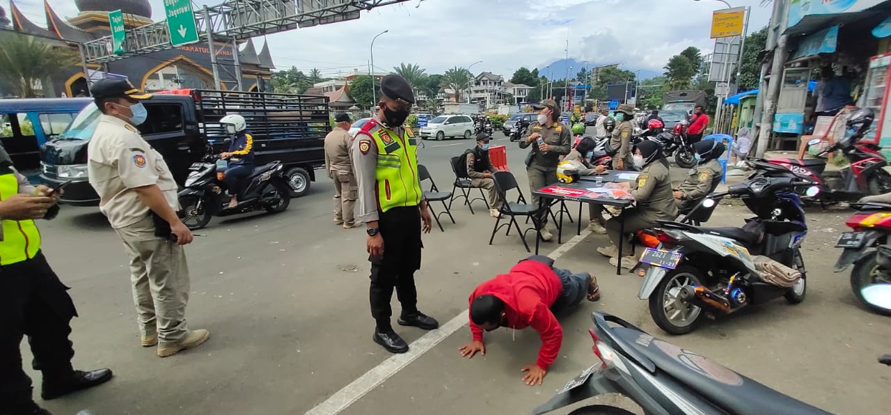 di Hari ke 5 Polres Bogor Bersama Satgas Covid 19 Lakukan Operasi Yustisi di masa PPKM