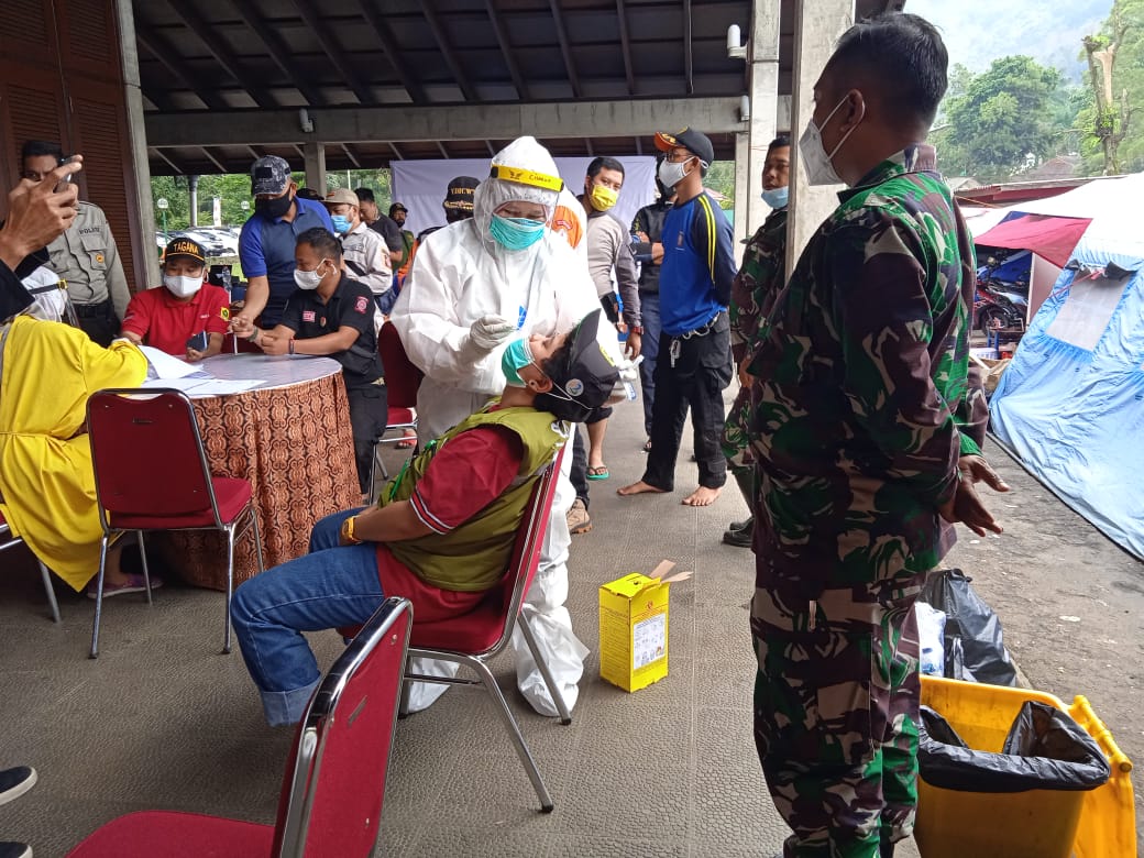 Danrem 061/Sk Arahkan Anggota yg Terlibat Penanganan Bencana Wajib Rapid Test Antigen dan Masyarakat Korban Be