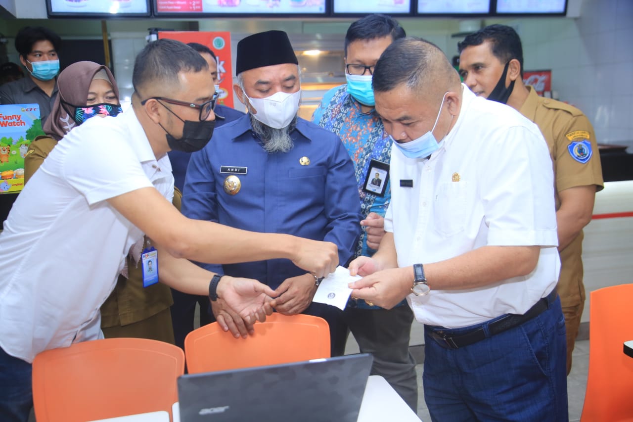 Bupati Labuhanbatu Resmikan Lounching Penggunaan Tapping Box Wajib Pajak