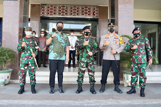 Wali Kota Medan dan Danjen Akademi TNI Tinjau Fasilitas Latsitarda Nusantara XLI