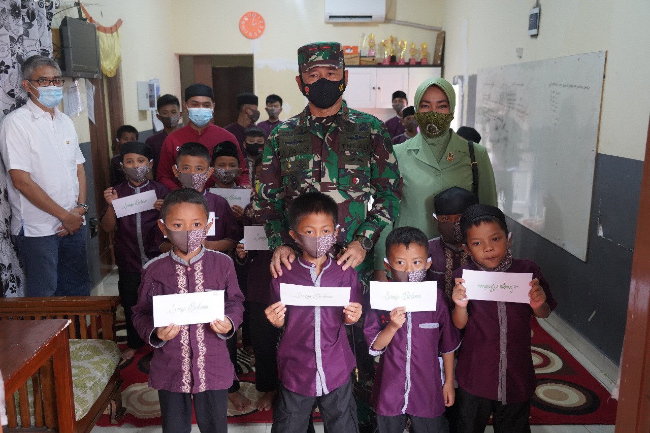 Tali Asih dari Brigjen TNI Achmad Fauzi Untuk Anak-Anak Yayasan Panti Asuhan