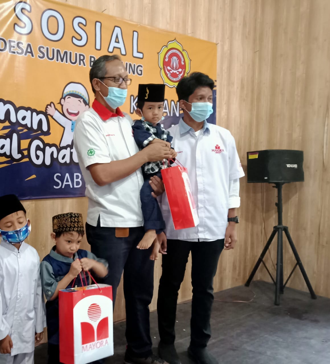 khitanan massal gratis yang Digelar wujud Kepedulian Mayora group atas Kegiatan Bakti Sosial untuk Masyarakat