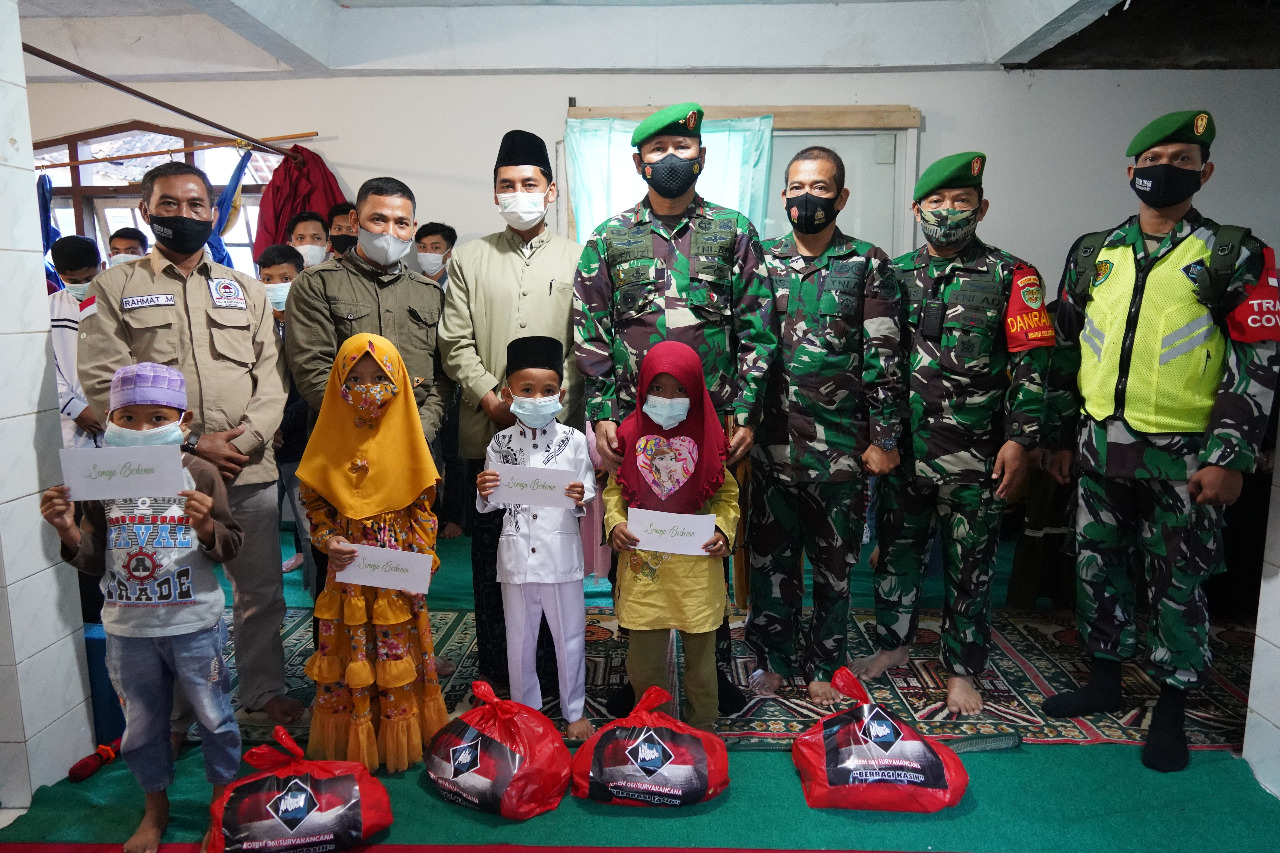 Kunjungi Ponpes Nurul Hidayah, Danrem 061/SK Berikan Tali Asih