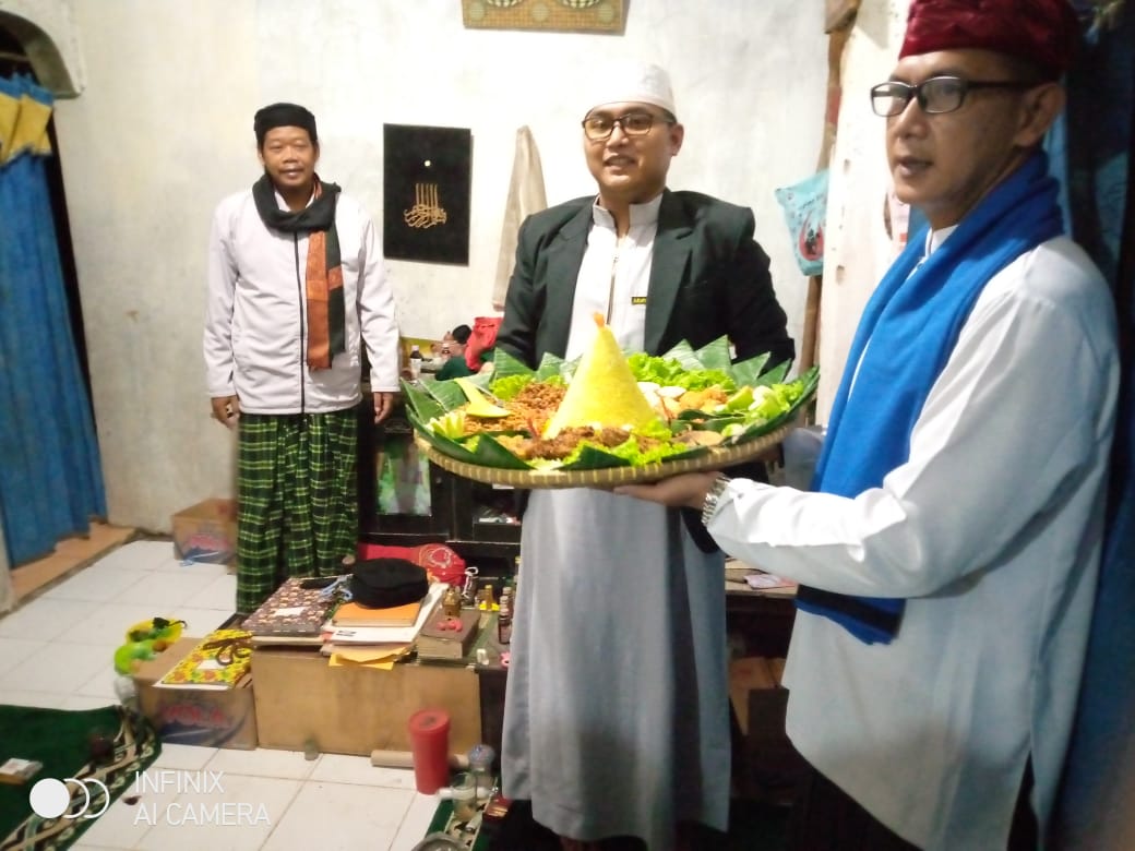 Peringati Hari Kelahiran, Ormas KOMANDO HAM gelar Tasyakuran dan Potong Tumpeng