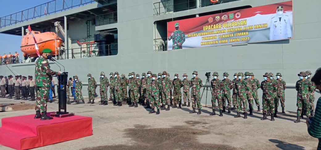 Misi Satgas Zeni TNI AD di Bima Selesai, Yonzikon 13/KE Lanjutkan Misi ke Alor