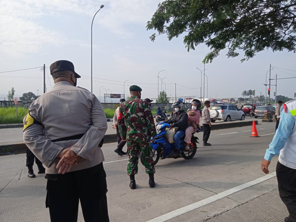 Danrem 061/SK Instruksikan Para Dandim Bantu Pemerintah Pengetatan Arus Balik