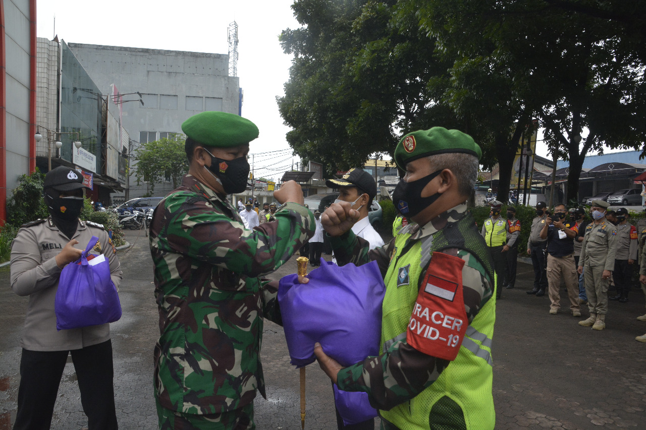 Upaya Cegah penyebaran Covid-19, Danrem 061/SK Ajak Elemen Masyarakat Tingkatkan Protokol Kesehatan