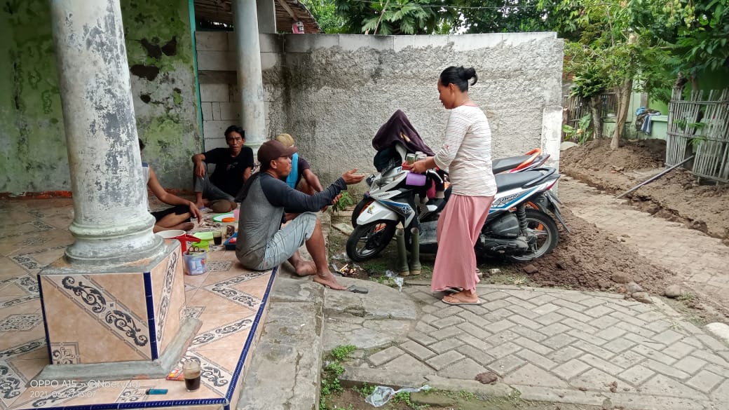 Pemdes Rawa Boni, Kecamatan Pakuhaji Membangun SPAL U DITCH untuk Warga