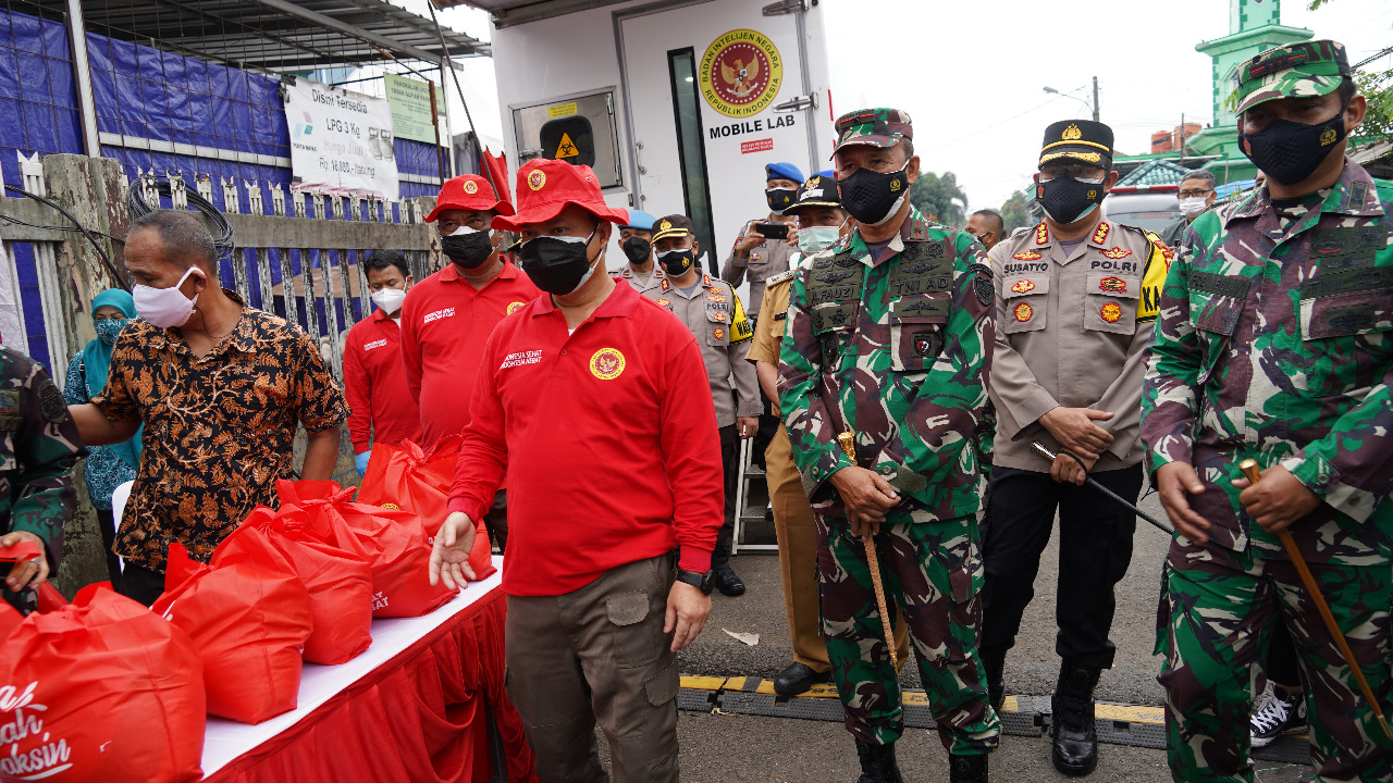 Danrem 061/SK Ikuti Vicon Arahan Presiden Joko widodo Terkait Vaksinasi Nasional Secara Masal