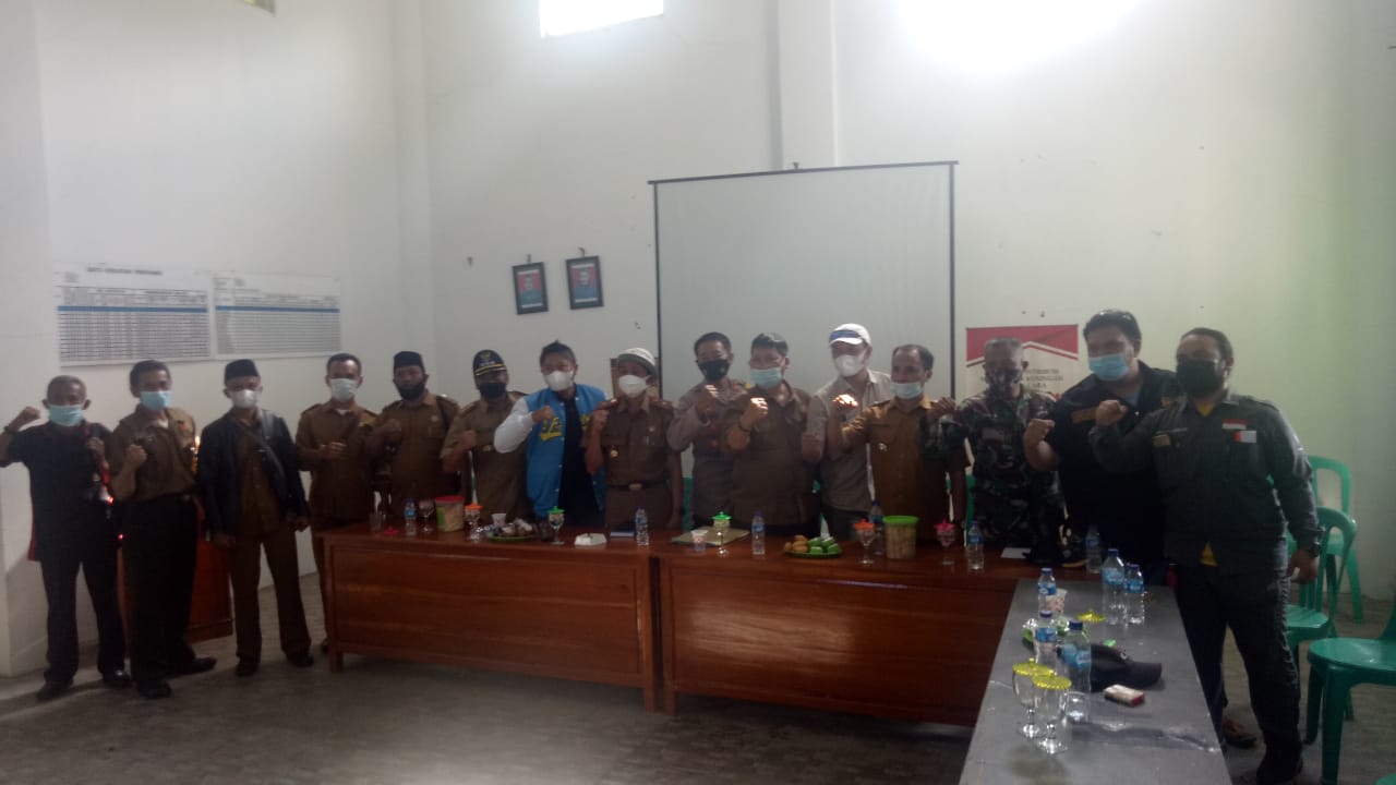 Sosialisasi Penebangan Pohon Perhutani yang Dihadiri Warga 4 Desa di Kuningan Berlangsung Kondusif Tanpa Penol