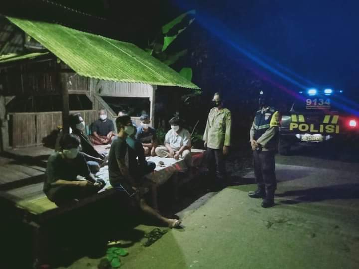 Tingkatkan KRYD dan Pendisiplinan Prokes Polsek Tanara Gelar Patroli Malam