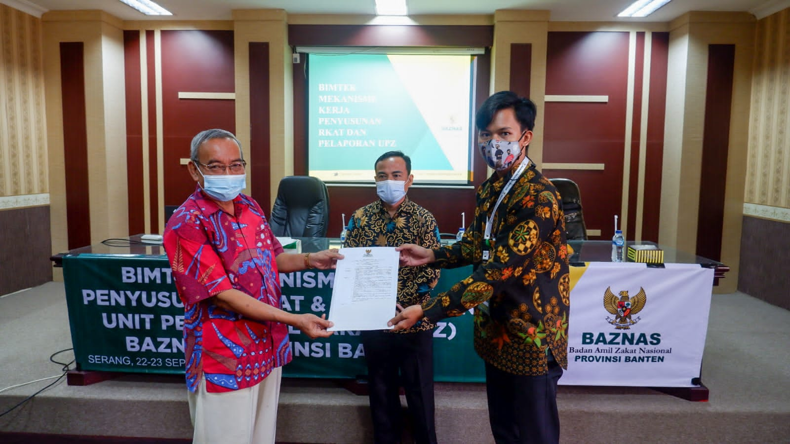 Sudah Terima SK, Organisasi Mengejar Kebaikan resmi menjadi UPZ BAZNAS Banten