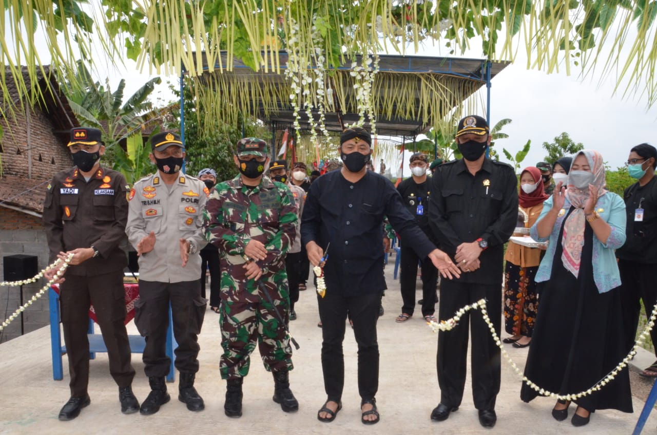 Kolaborasi serta Harmonisasi Sinergitas TNI Bersama Pemkab Karanganyar Pada Penutupan TMMD Sengkuyung Tahun 20