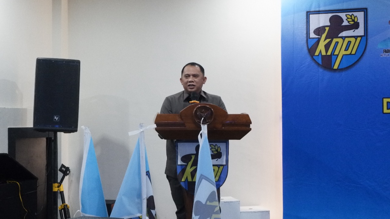 Bupati Labuhanbatu dr. H. Erik Adtrada Ritonga, M.K.M dan Wakil Bupati