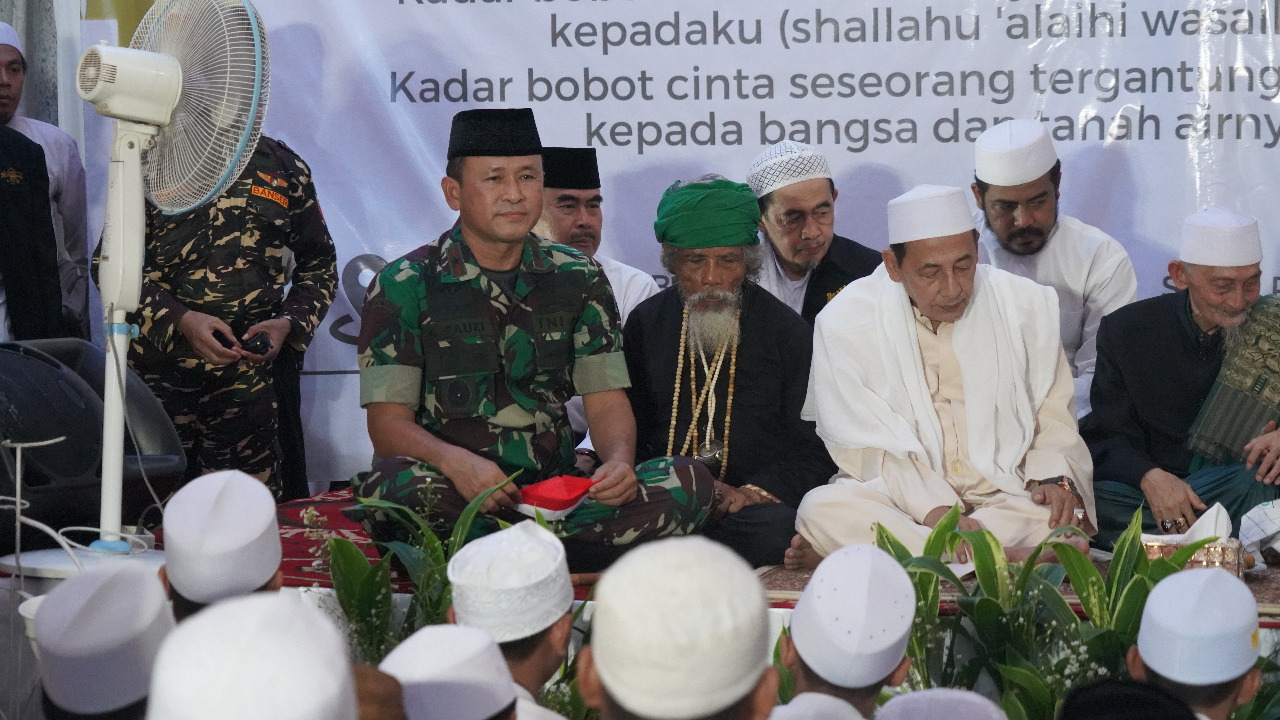 Brigjen TNI Achmad Fault S.I.P., M. M Hadiri Peringatan Maulid Nabi Muhammad di Perumahan Bogor Baru