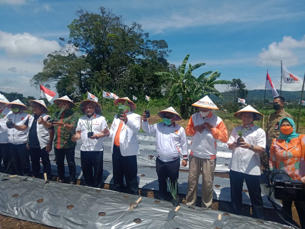 Mencetak Petani melenial DPP PKS Dirikan Sekolah petani, Ternak dan Nelayan (ST2N) di Ngargoyoso, Karanganyar