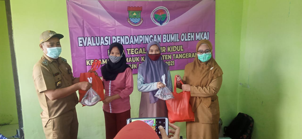 Pemdes Tegal Kunir Kidul Cegah Kasus Stunting Lewat Panen Raya Inovasi Desa